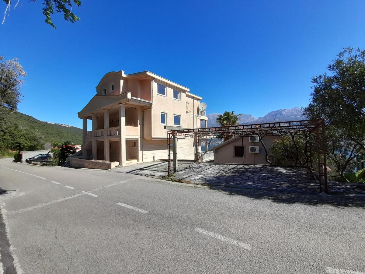 Villa Garden Apartments Herceg Novi Exterior photo
